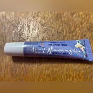 Perfectly posh summer skin You’ve got it glowing on Prism primer